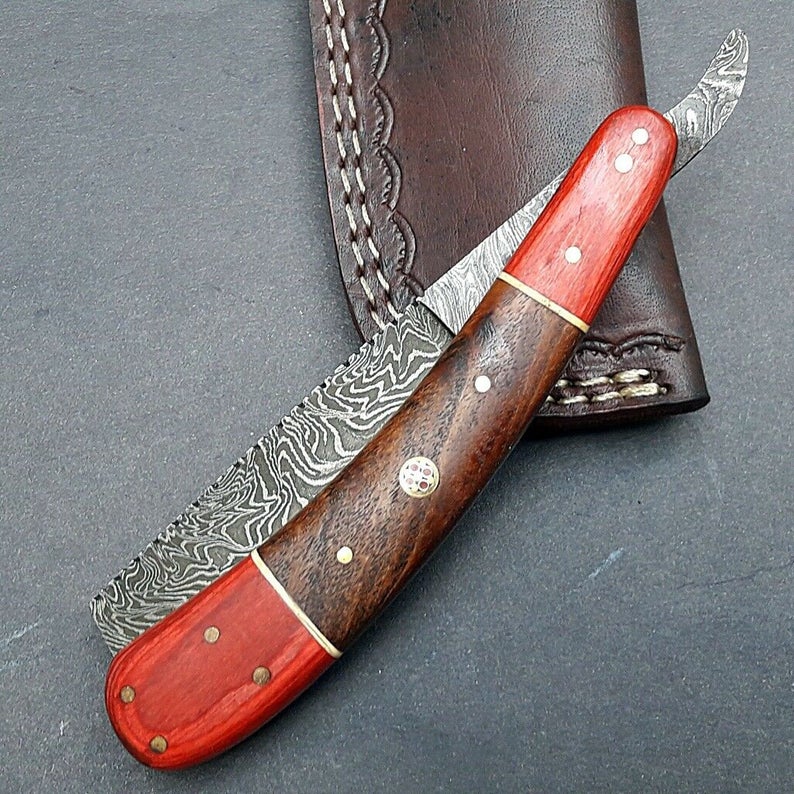 Custom Hand Made Damascus steel knife Razor Walnut Wood Handle