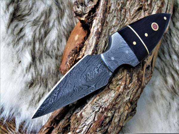 |NB KNIVES| CUSTOM HANDMADE DAMASCUS HUNTING KNIFE HANDLE = Buffel Horn