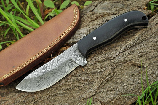 Pakka Wood Skinner Knife, Forged in Layered Damascus Steel