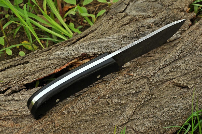 Pakka Wood Skinner Knife, Forged in Layered Damascus Steel