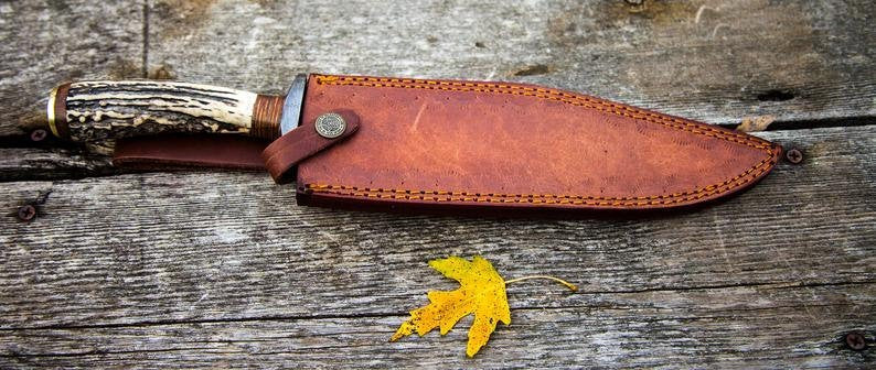 |NB KNIVES| CUSTOM HANDMADE DAMASCUS STEEL STAG HORN HUNTING KNIFE WITH LEATHER SHEATH