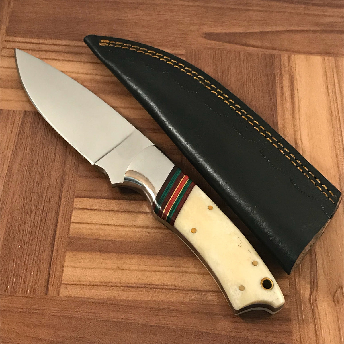 CUSTOM HANDMADE DAMASCUS STEEL HUNTING KNIFE HANDLE BONE - NB CUTLERY LTD