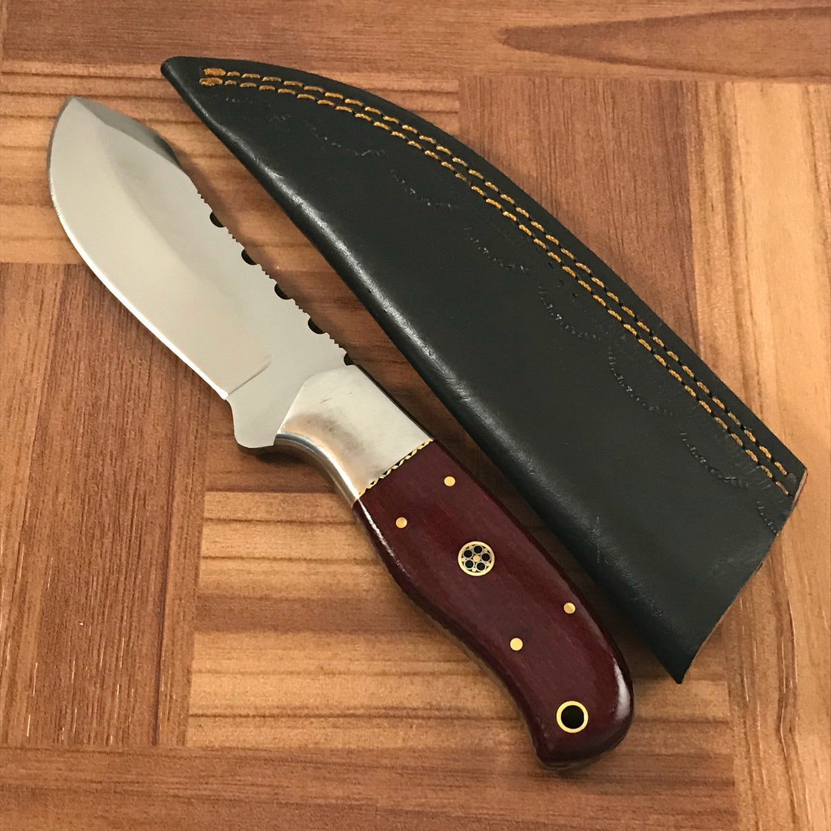 BEAUTIFUL RED HANDLE DAMASCUS STEEL KNIFE - NB CUTLERY LTD