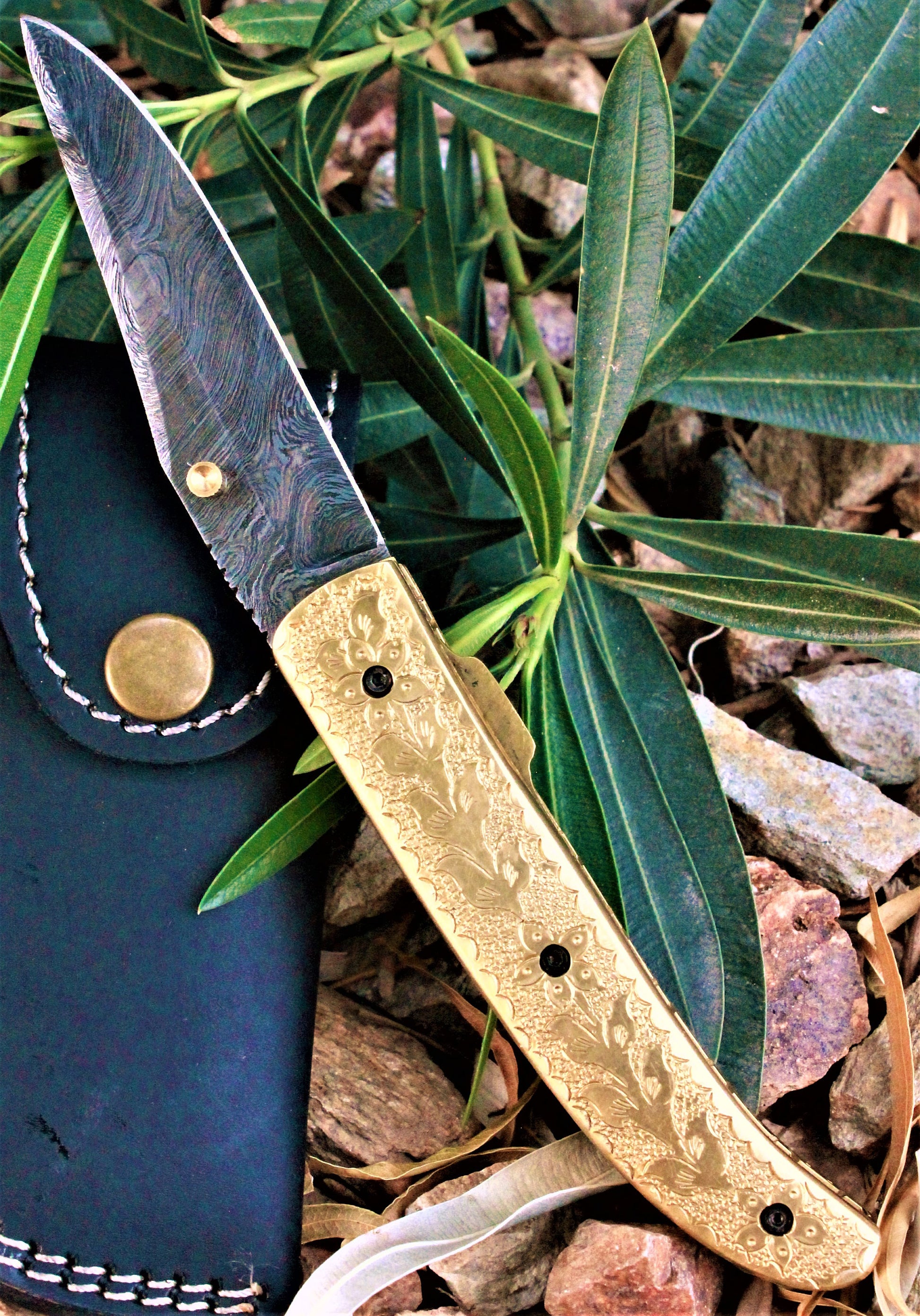 Damascus folding Knife - NB CUTLERY LTD