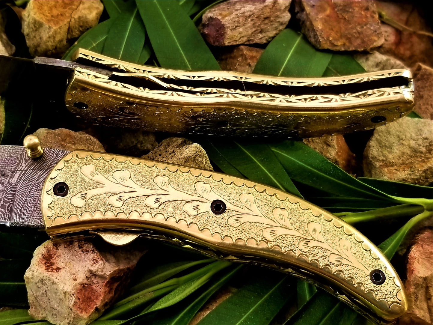 Damascus folding knife - NB CUTLERY LTD