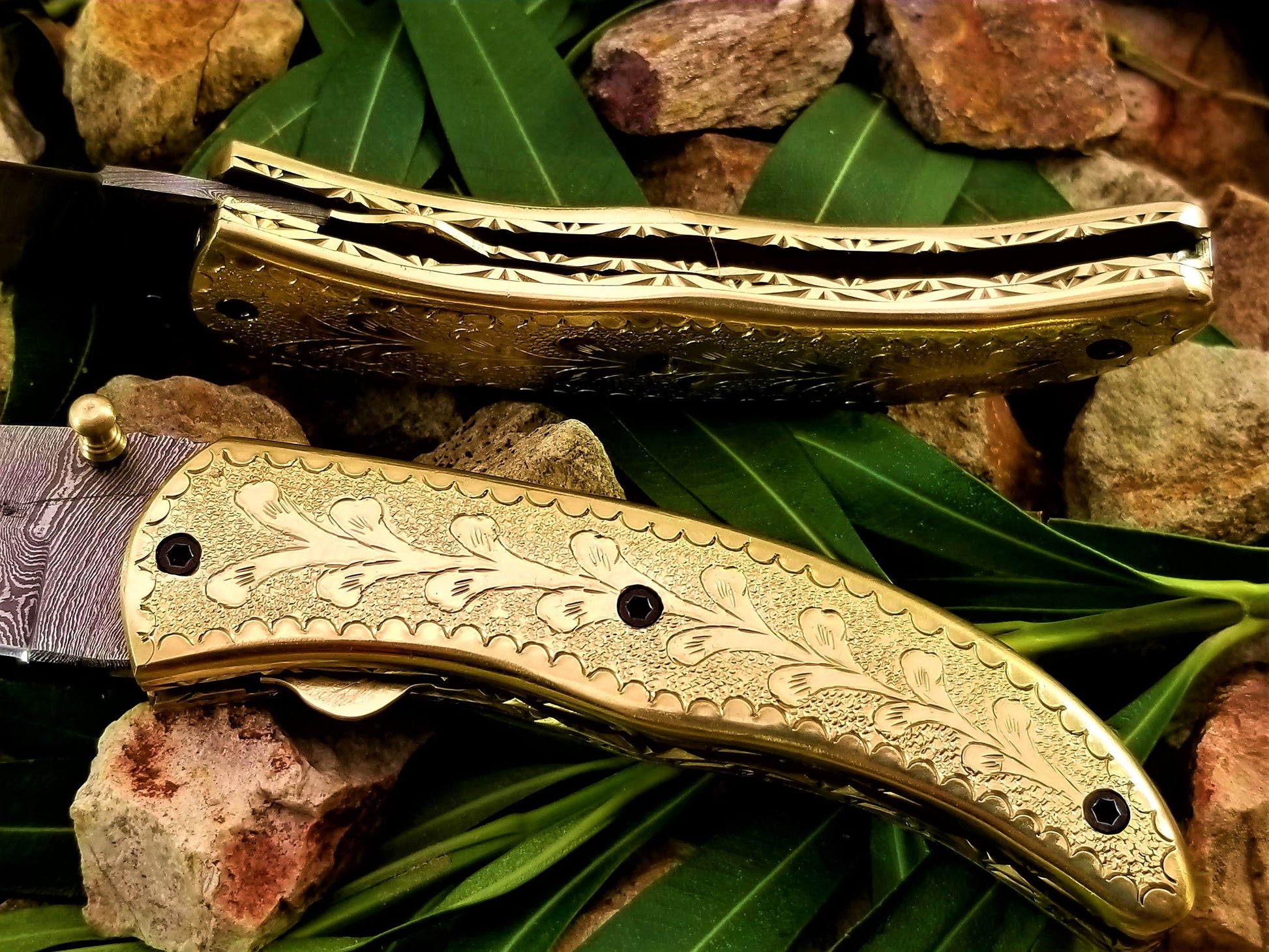 Damascus folding knife - NB CUTLERY LTD