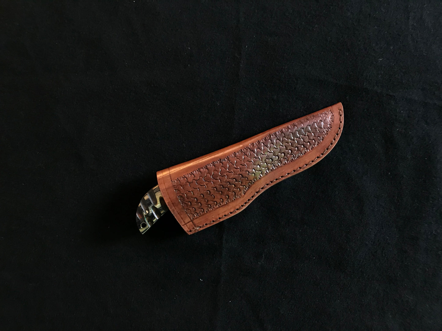 Guthook Skinning Knife Crafted from Damascus Steel