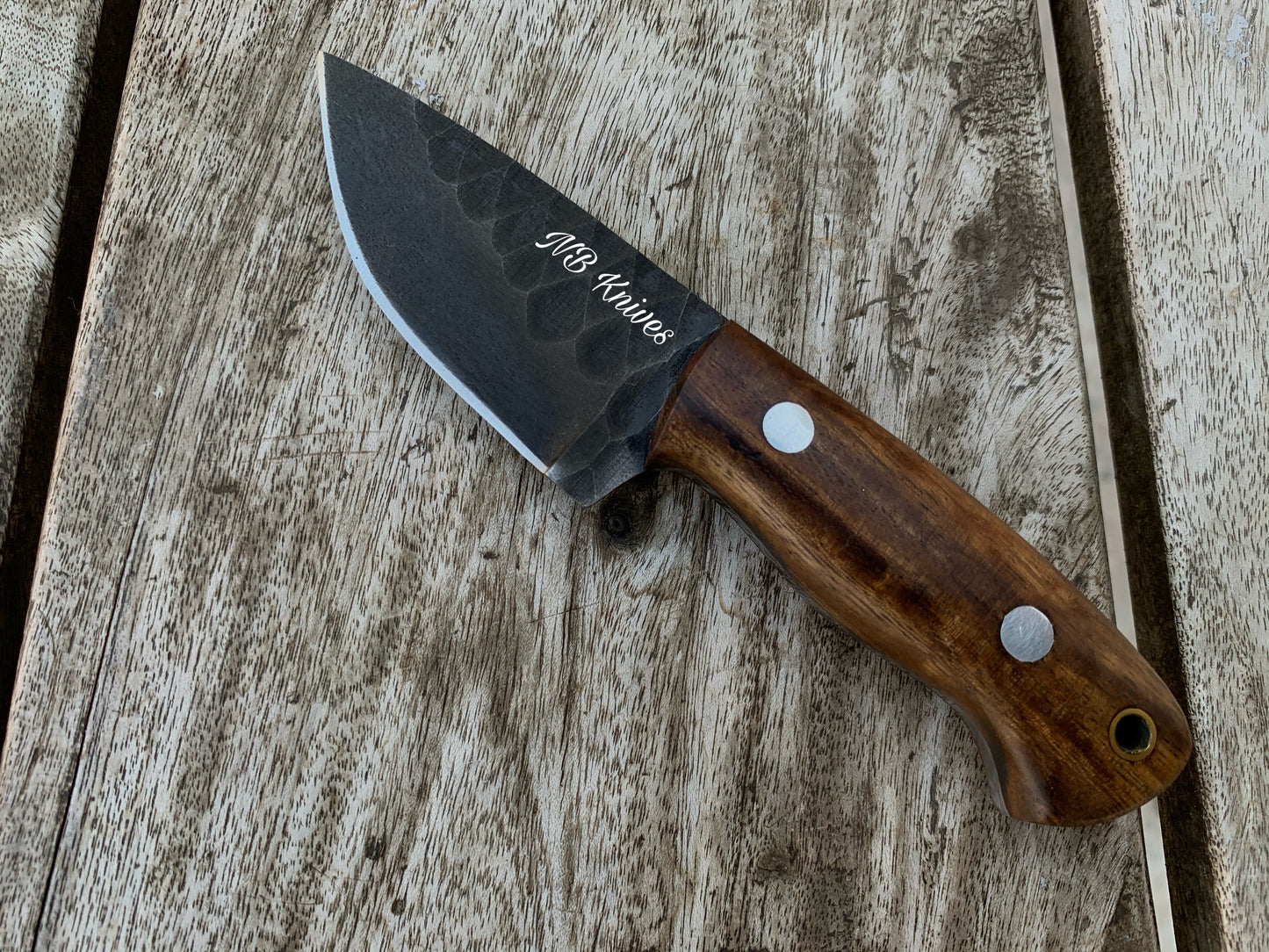 |NB KNIVES| CUSTOM HAND FORGE 1095 STEEL SKINNER KNIFE HANDLE ROSEWOOD