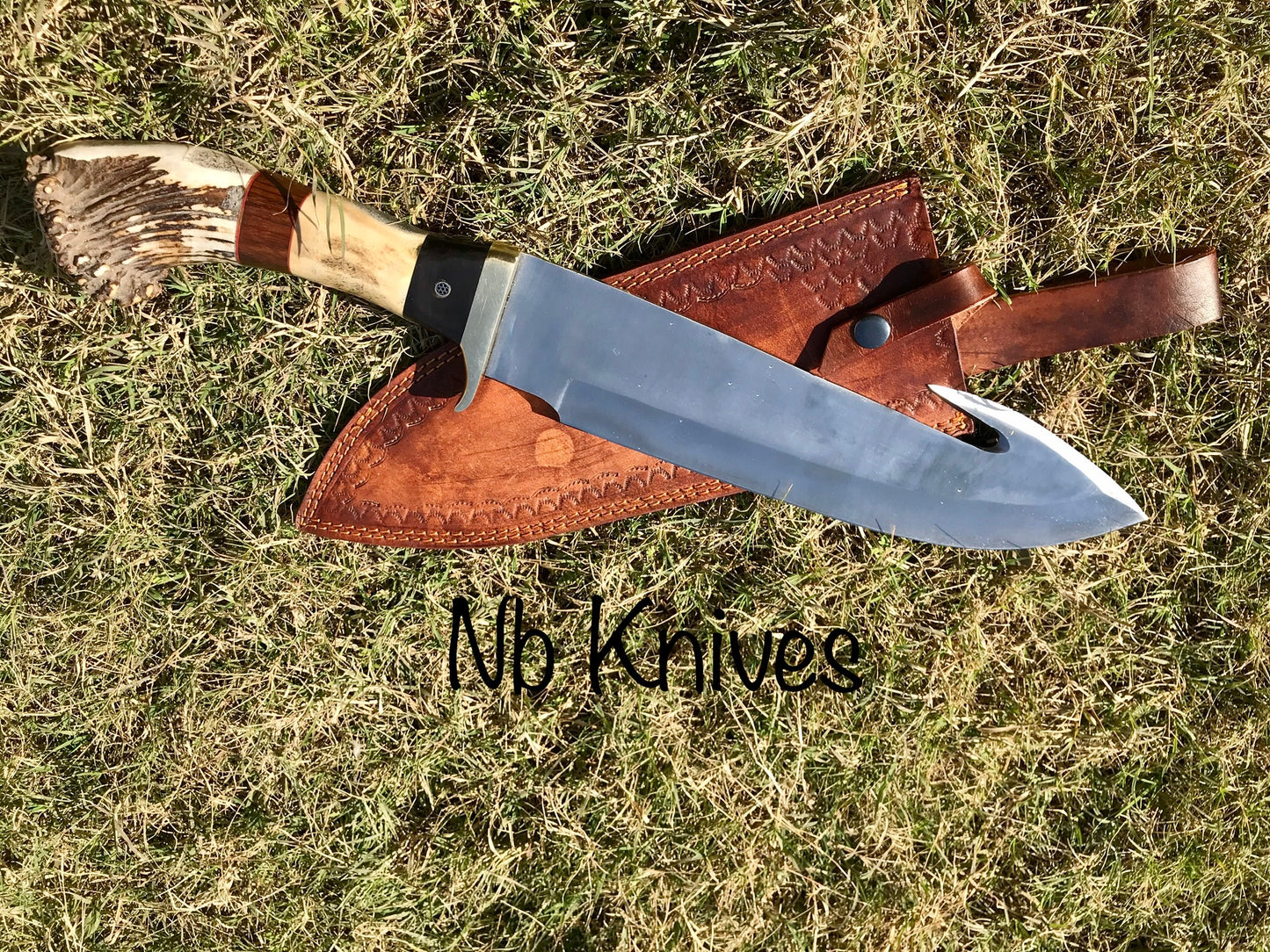 CUSTOM HANDMADE D2 STEEL STAG HORN HUNTING KNIFE WITH LEATHER SHEATH