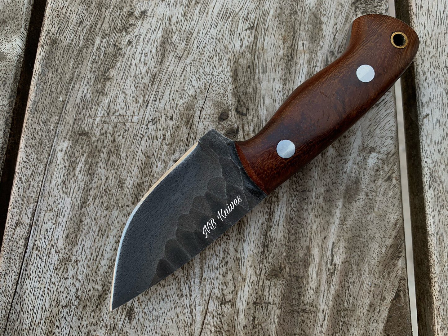 |NB KNIVES| CUSTOM HAND FORGE 1095 STEEL SKINNER KNIFE HANDLE ROSEWOOD