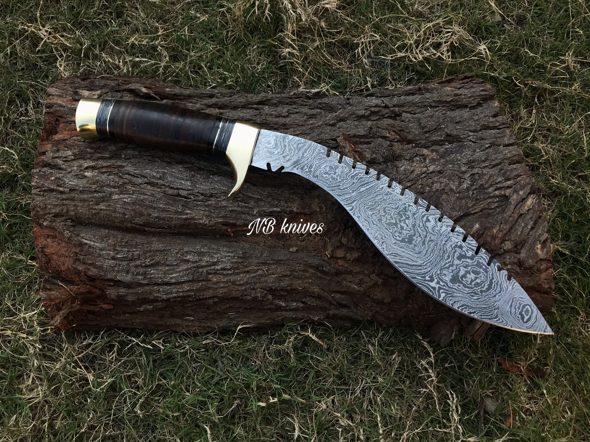 |NB KNIVES| HAND MADE DAMASCUS KUKRI BOWIE KNIFE - STACKED LEATHER - BRASS GUARD - NB CUTLERY LTD