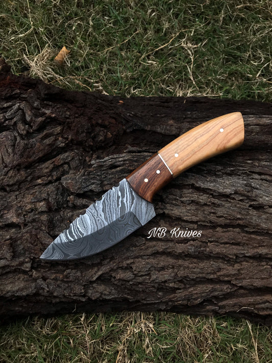 |NB KNIVES| CUSTOM HAND FORGED DAMASCUS STEEL HUNTING KNIFE "OLIVE WOOD"