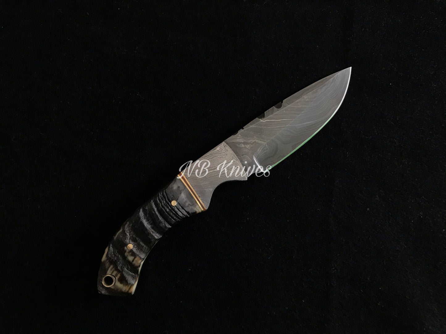 BEAUTIFUL CUSTOM HAND FORGED DAMASCUS STEEL HUNTING KNIFE "SHEEP HORN