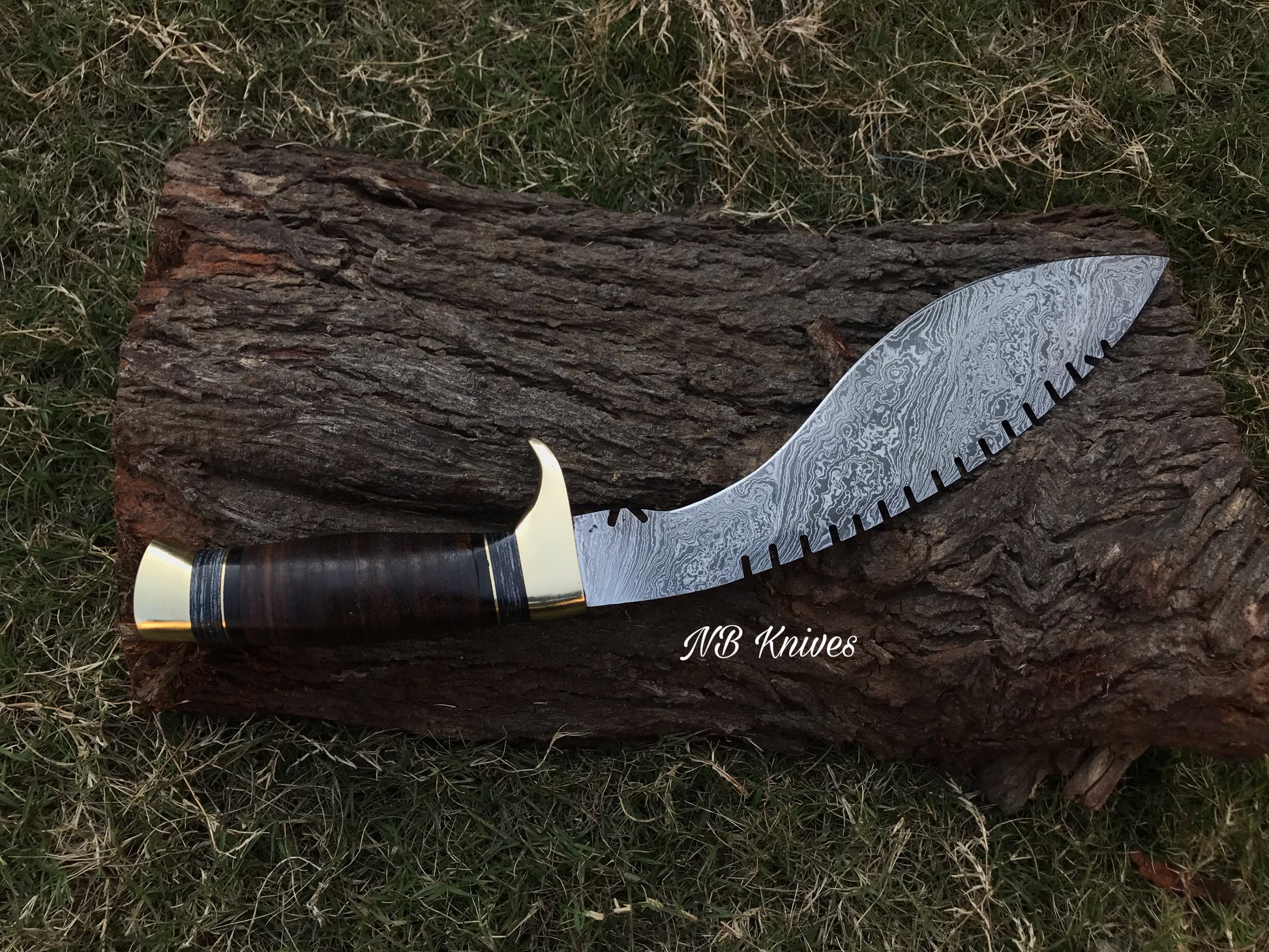 |NB KNIVES| HAND MADE DAMASCUS KUKRI BOWIE KNIFE - STACKED LEATHER - BRASS GUARD - NB CUTLERY LTD