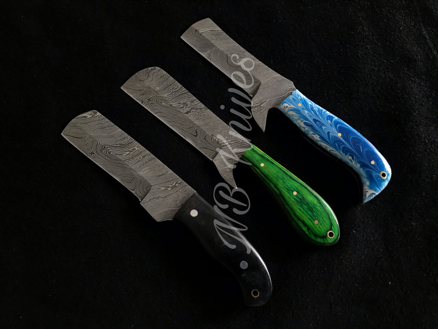 |NB KNIVES | LOT OF 3 CUSTOM HANDMADE DAMASCUS COWBOY BULL CUTTER KNIVES WITH LEATHER SHEATHS