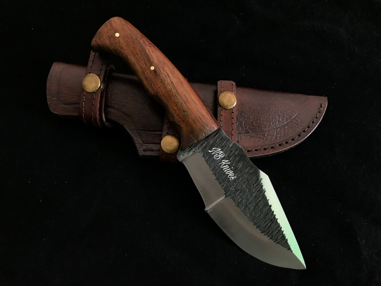 |NB KNIVES| Custom Hand Made Hunting knife Rose Wood Handle