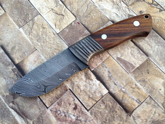 CUSTOM HANDMADE DAMASCUS STEEL KNIFE /ROSEWOOD HANDLE