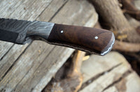 Custom Made Hand Forged Damascus Hunting knife Handle Material WALNUT WOOD