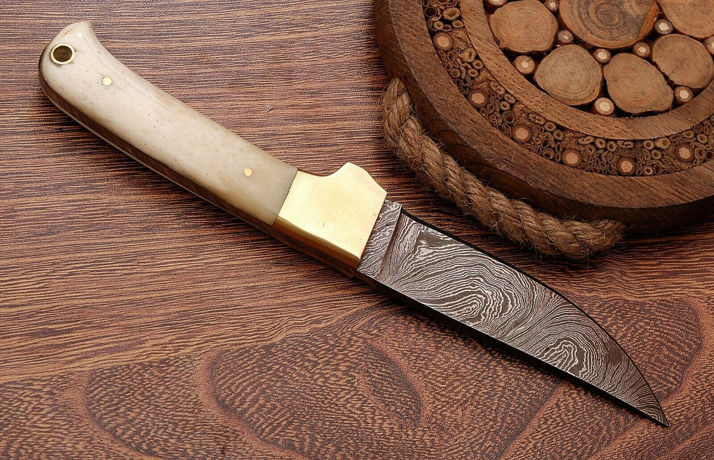 CUSTOM HANDMADE DAMASCUS HUNTING KNIFE Handle Camel Bone & Buffalo Horn with Stunning Brass Pins.