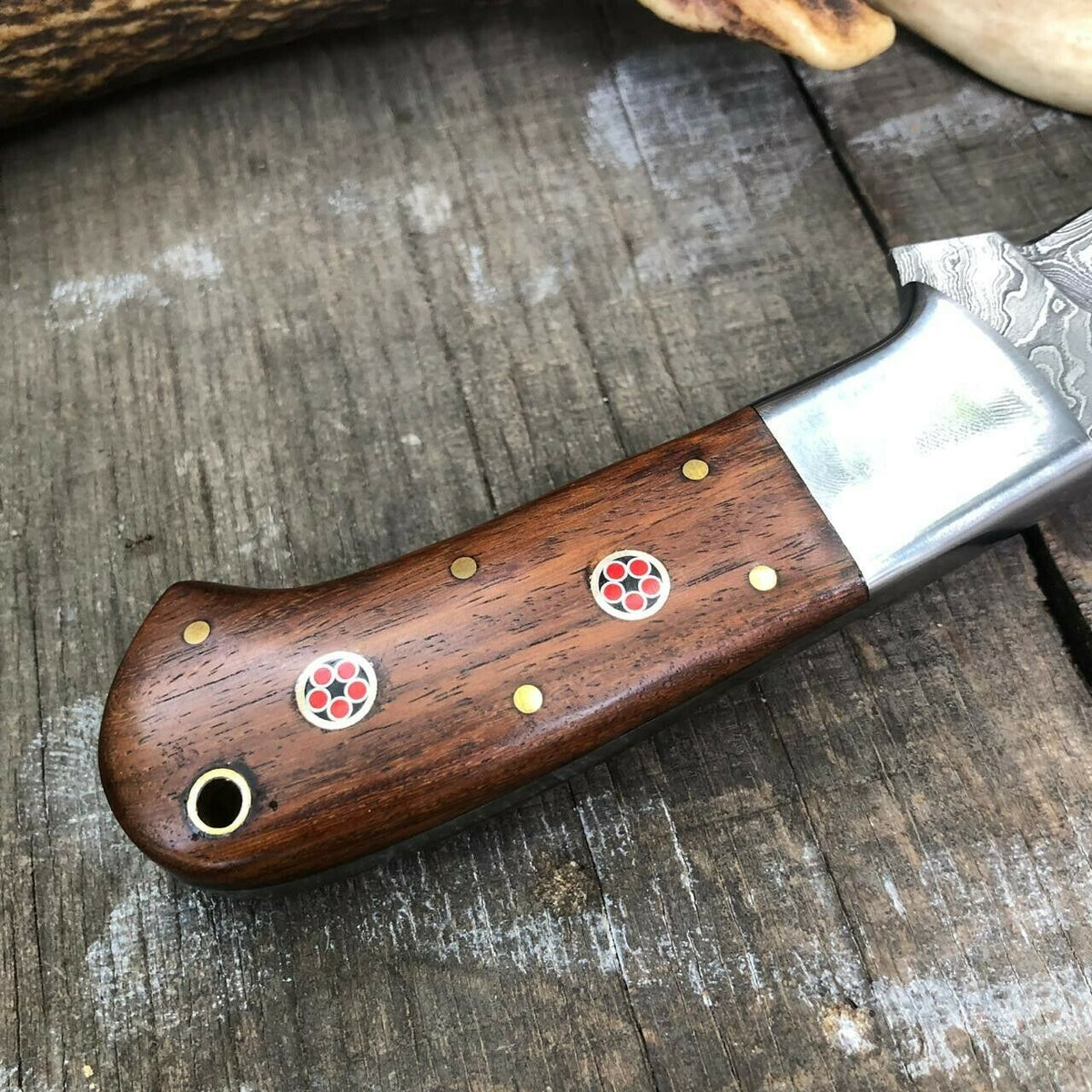 Rosewood Handle Skinner Knife – Hand-Forged Damascus with Steel Guard