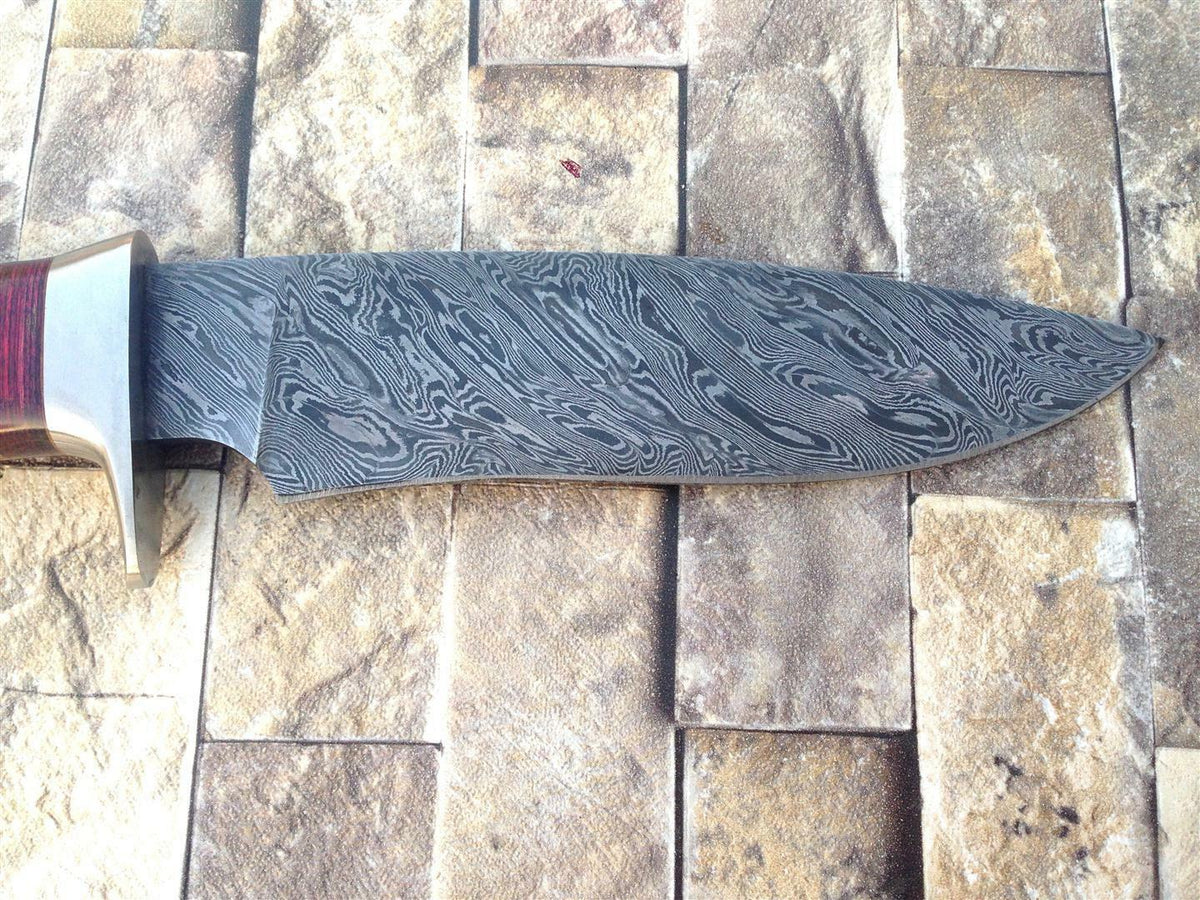 CUSTOM HANDMADE DAMASCUS STEEL KNIFE /ROSEWOOD HANDLE