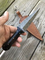 Custom Handmade Damascus Skinner Knife Handle Black Horn With Leather Sheath Collectible hunting skinning blade Precision crafted hunting skinner