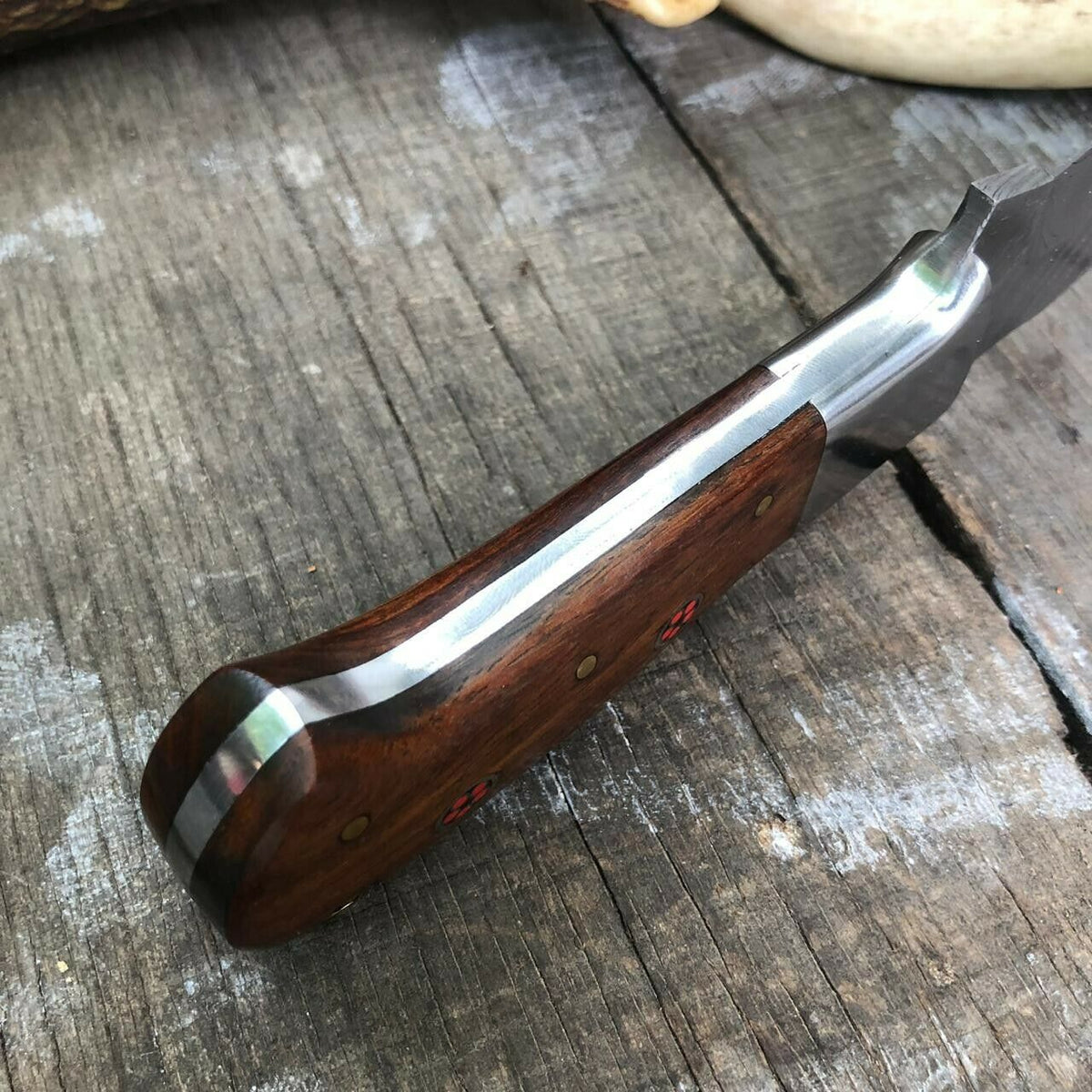 Rosewood Handle Skinner Knife – Hand-Forged Damascus with Steel Guard