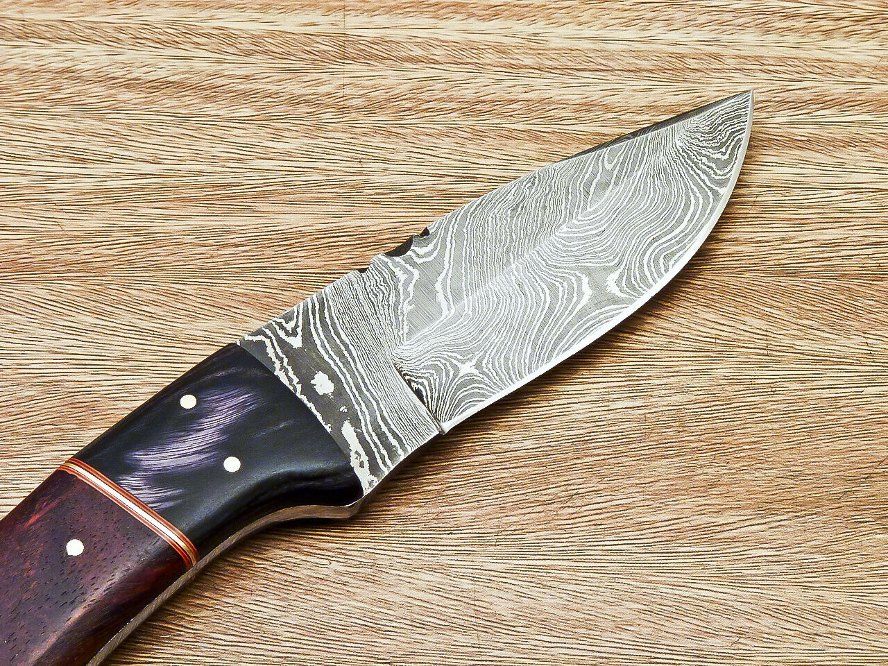 CUSTOM HAND FORGED DAMASCUS STEEL HUNTING KNIFE "NATURAL WOOD