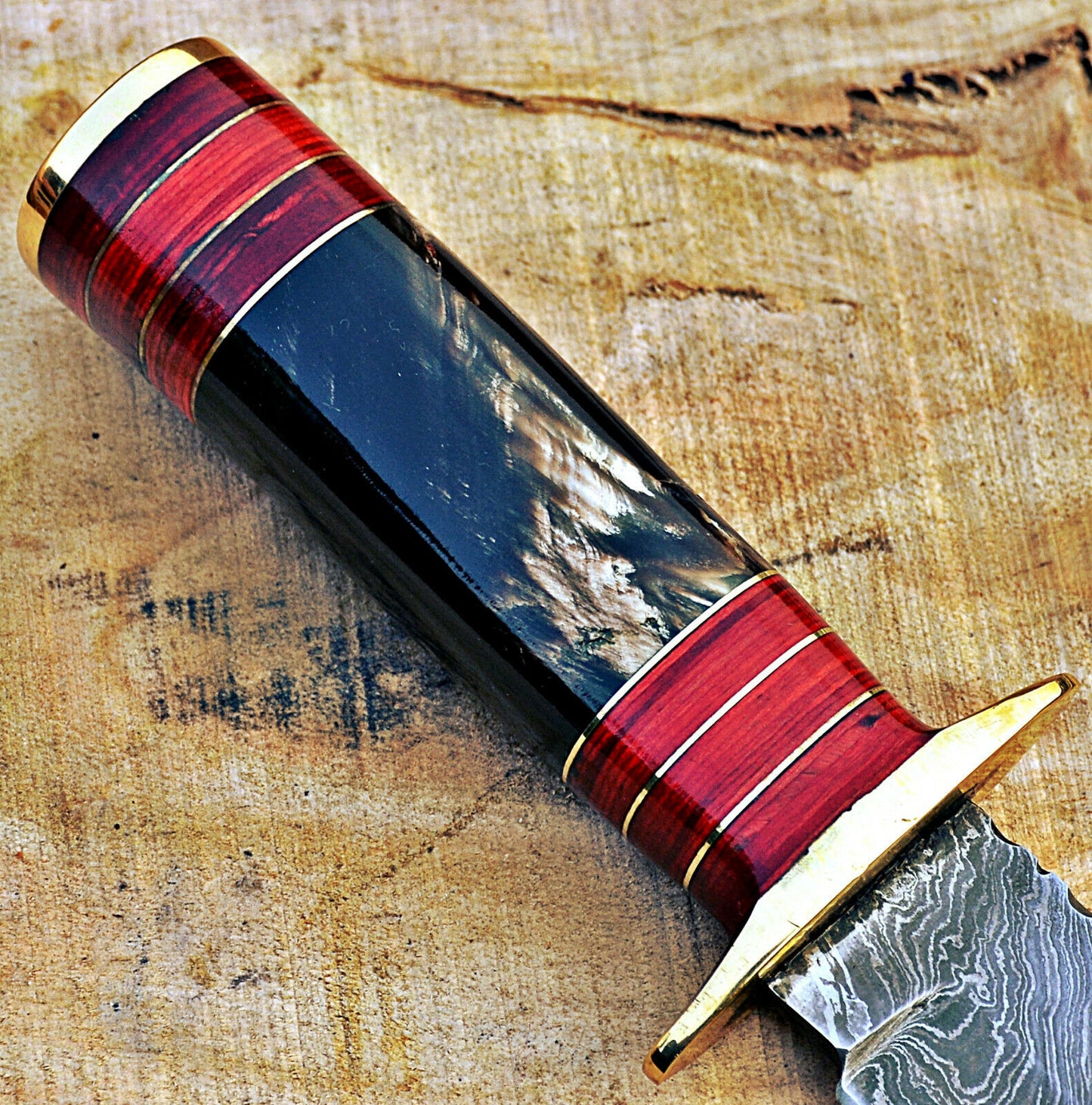 Beautiful Custom Handmade Damascus Steel Hunting Knife,Handle Bufalo Horn&Sheath