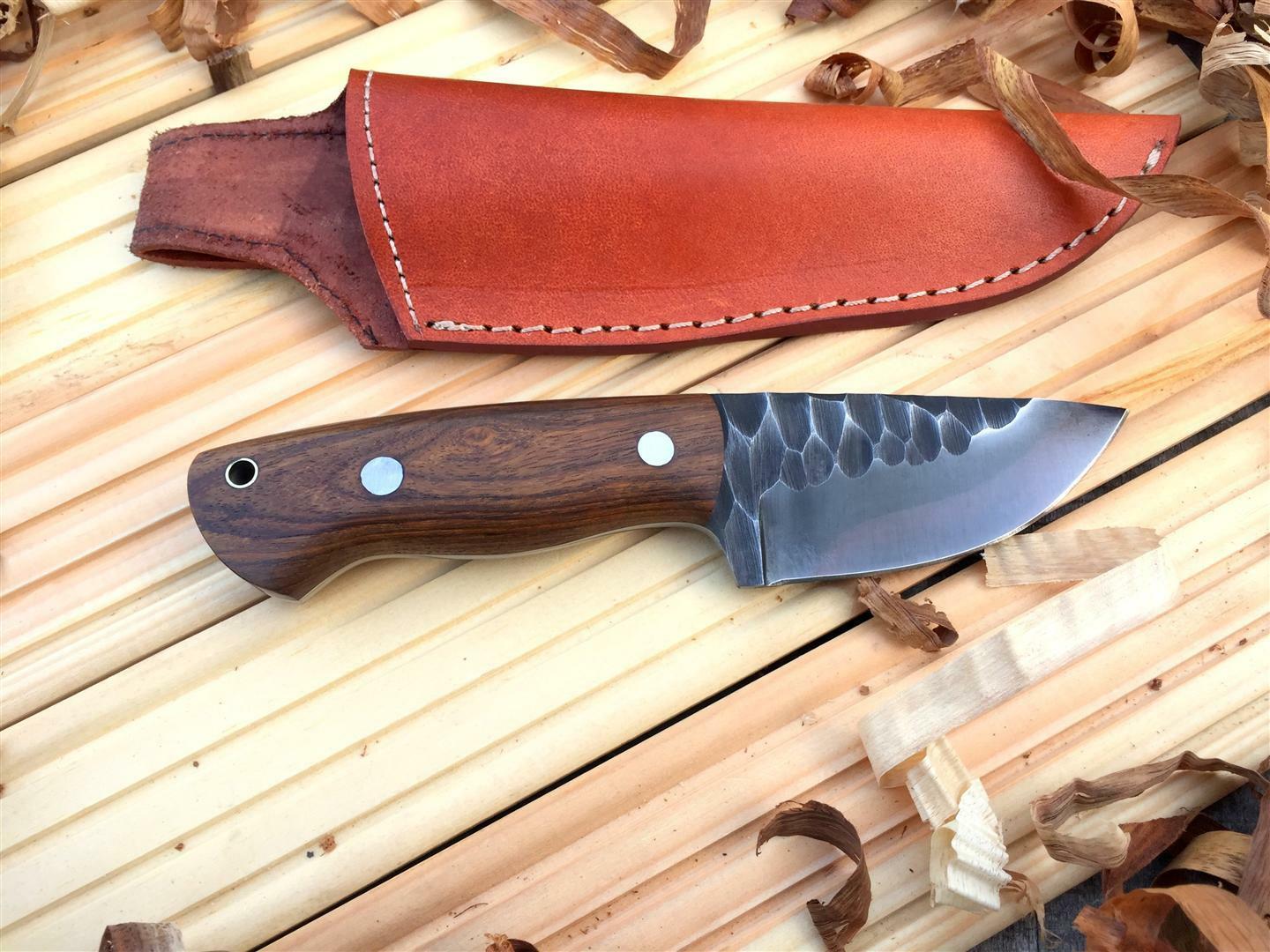 CUSTOM HANDMADE 1095 HIGH CARBON STEEL HUNTING,BUSHCRAFT KNIFE HANDLE ROSEWOOD