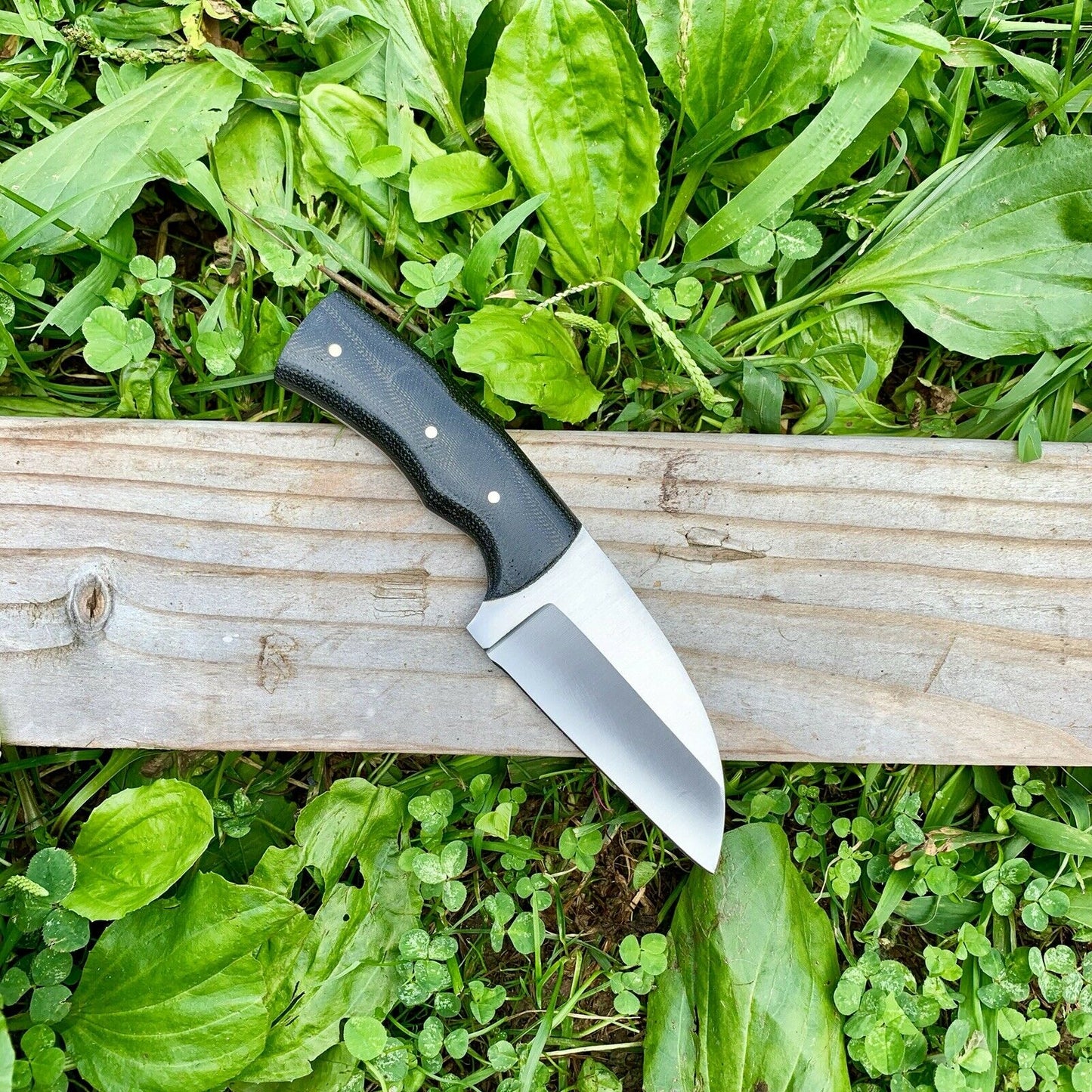 CUSTOM HANDMADE D2 STEEL HUNTING KNIFE HANDLE MICARTA
