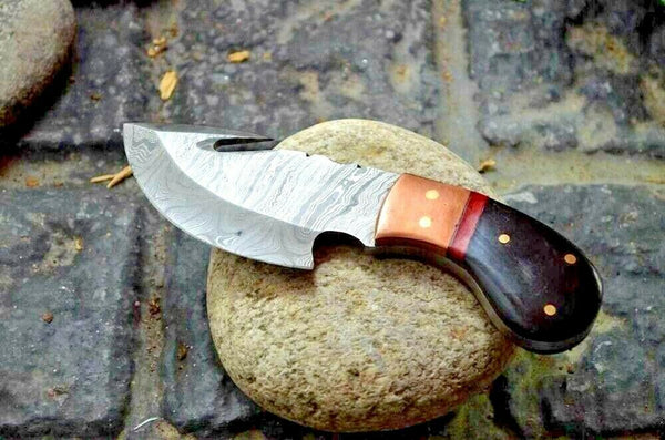 Custom Handmade Damascus Steel Gut Hook Knife Handle Hardwood With