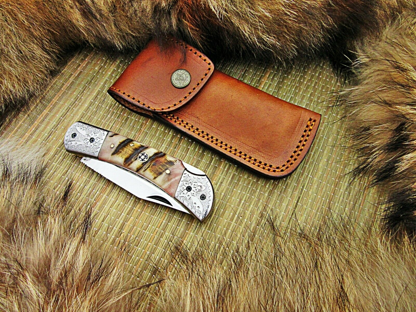 CUSTOM HANDMDAE D2 STEEL FOLDING KNIFE WITH LEATHER SHEATH