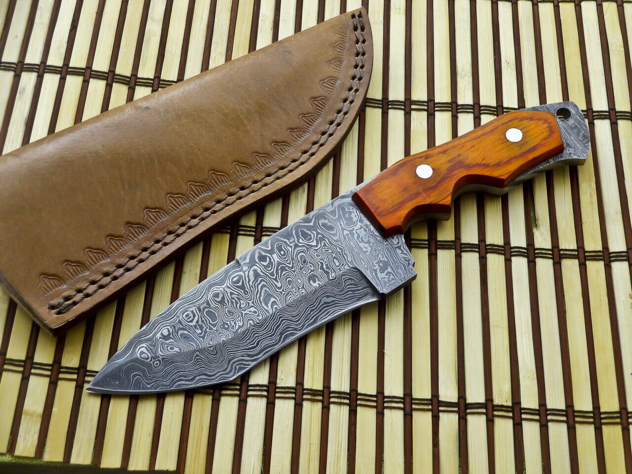 CUSTOM HANDMADE DAMASCUS TRACKER KNIFE WITH LEATHER SHEATH