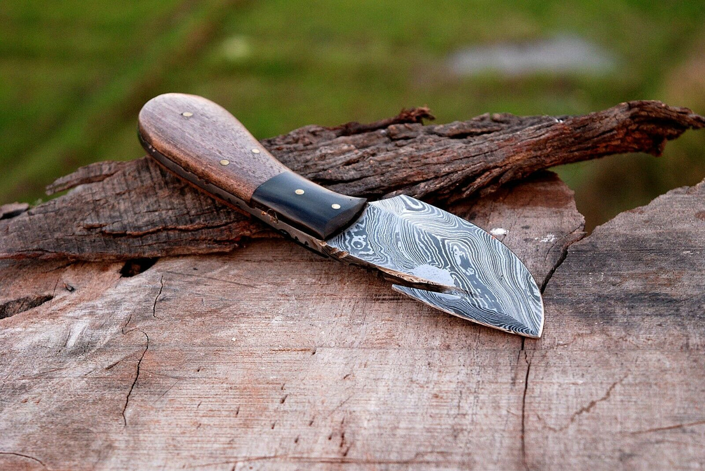 CUSTOM HANDMADE DAMASCUS GUTHOOK HUNTING KNIFE HANDLE Guard Buffalo horn  OLIVE WOOD