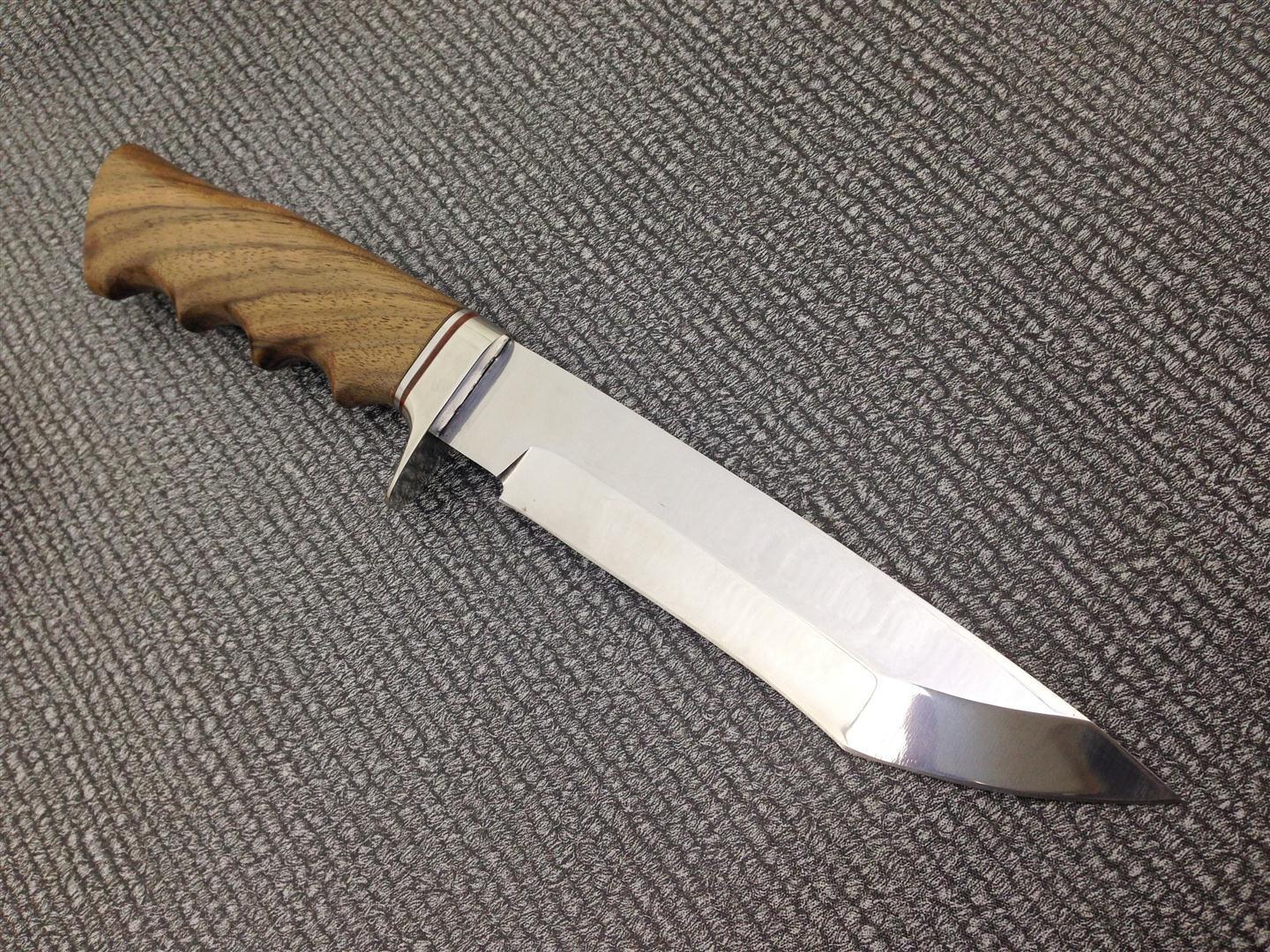 CUSTOM HANDMADE D2 TOOL STEEL HUNTING KNIFE/ WALNUT WOOD HANDLE - NB CUTLERY LTD