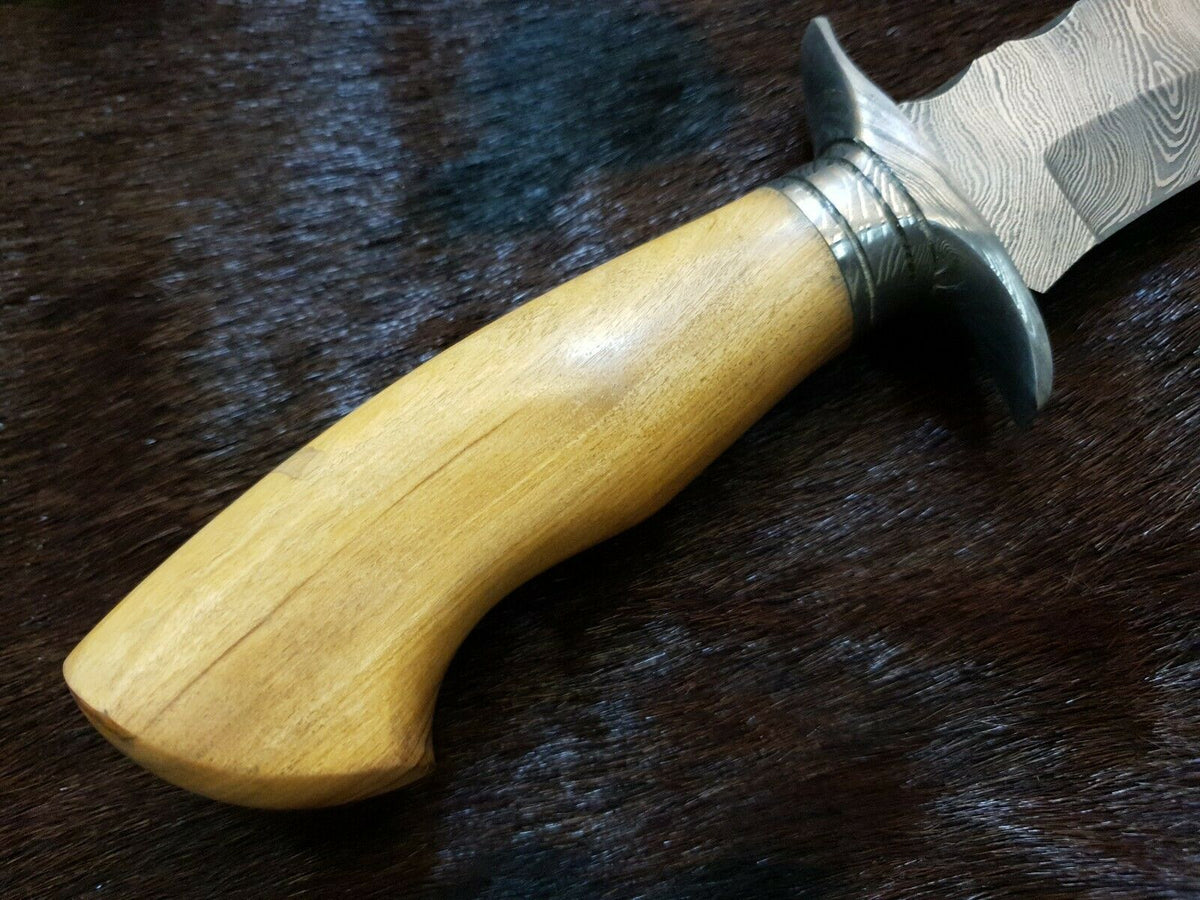 CUSTOM HANDMADE DAMASCUS HUNTING KNIFE WITH LEATHER SHEATH