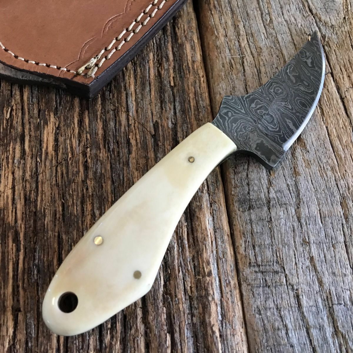 CUSTOM HANDMADE DAMASCUS HUNTING KNIFE HANDLE BONE