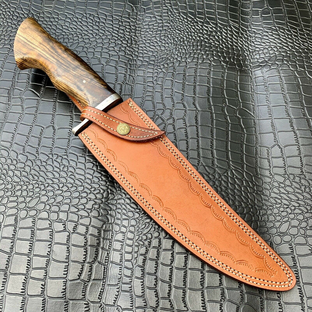 CUSTOM HANDMADE DAMASCUS HUNTING KNIFE WITH LEATHER SHEATH