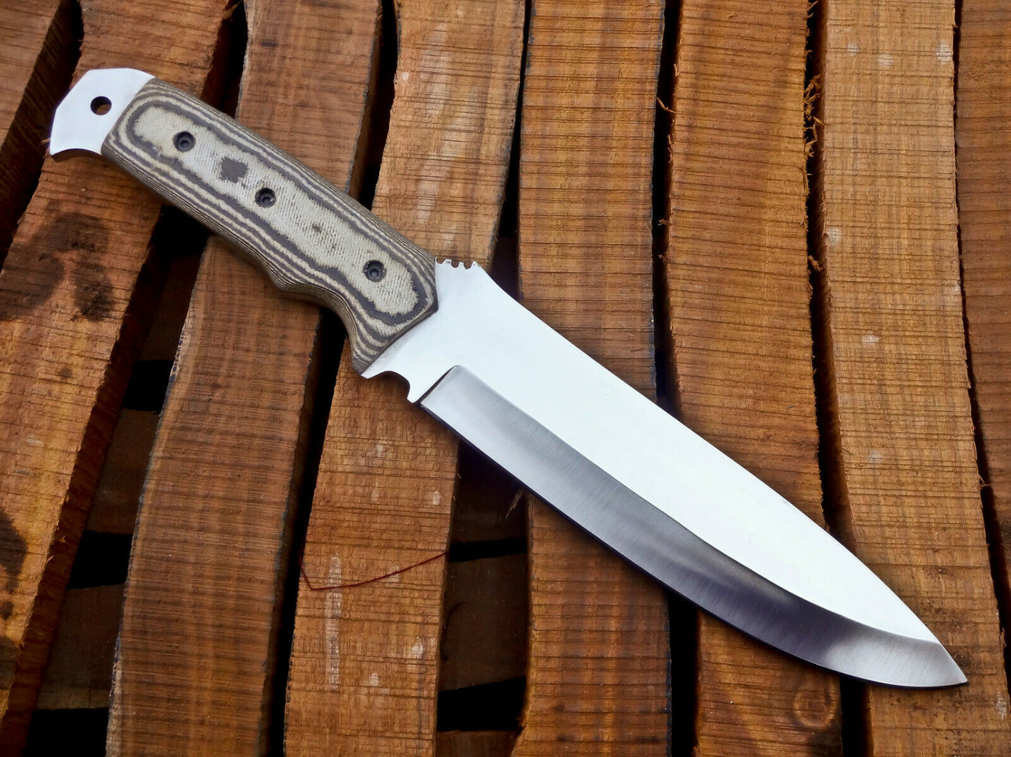 CUSTOM HANDMADE D2 STEEL HUNTING KNIFE WITH LEATHER SHEATH